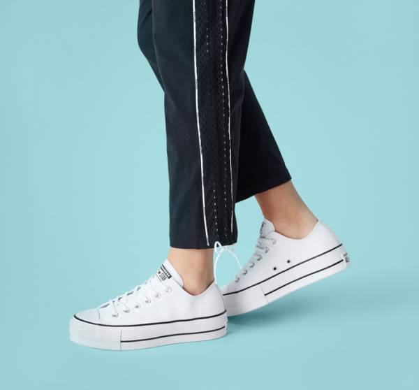 Boty Nízké Converse Chuck Taylor All Star Lift Platformyě Læder Bílé Černé Bílé | CV-043GYS